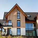 Cyrhla - Sauna, Playroom, Free Parking & Wifi Aparthotel