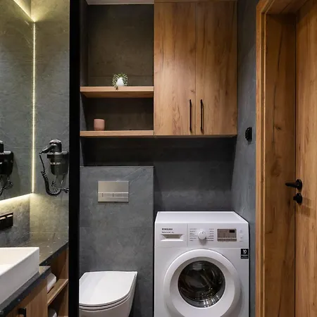Cyrhla - Sauna, Playroom, Free Parking & Wifi アパートホテル 4*