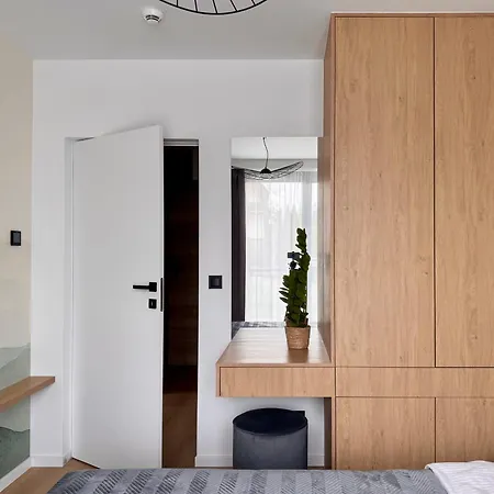 Apart-hotel Cyrhla *