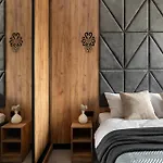 Cyrhla - Sauna, Playroom, Free Parking & Wifi מלון דירות זקופאנה