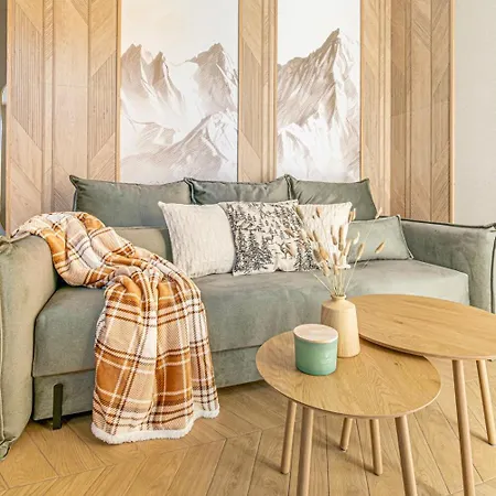 Appart hôtel Cyrhla - Sauna, Playroom, Free Parking & Wifi 4*