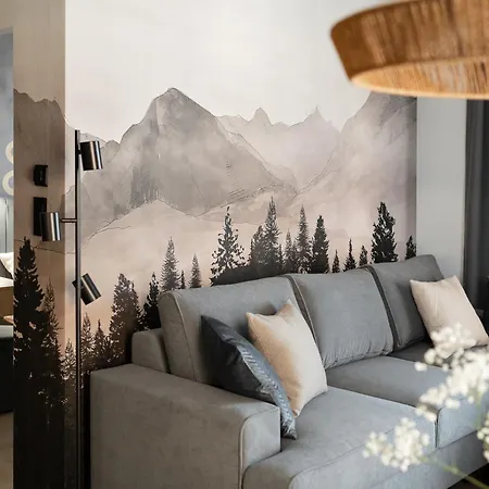 Cyrhla Aparthotel