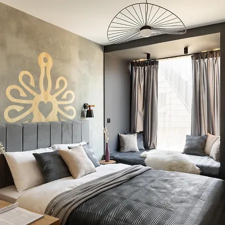 Cyrhla - Sauna, Playroom, Free Parking & Wifi Appart hôtel