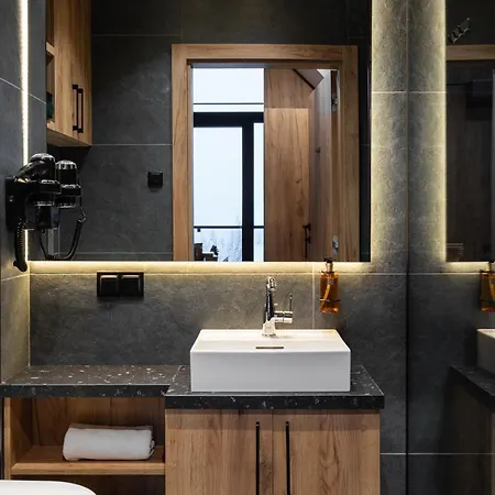 Appart hôtel Cyrhla - Sauna, Playroom, Free Parking & Wifi