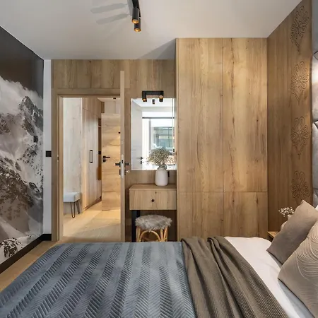 Appart hôtel Cyrhla - Sauna, Playroom, Free Parking & Wifi Zakopane