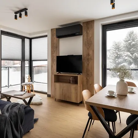 Cyrhla - Sauna, Playroom, Free Parking & Wifi 4*