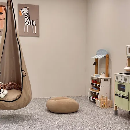 Cyrhla - Sauna, Playroom, Free Parking & Wifi Aparthotel Zakopane