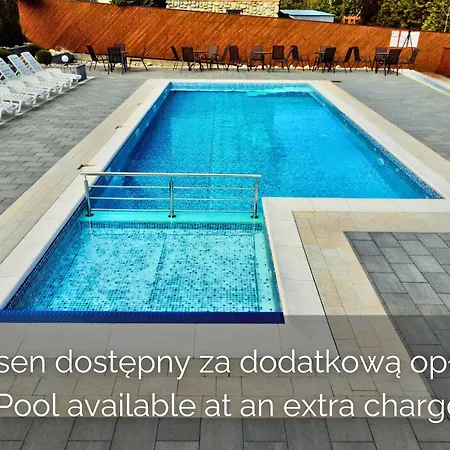 Apart-hotel Cyrhla - Sauna, Playroom, Free Parking & Wifi