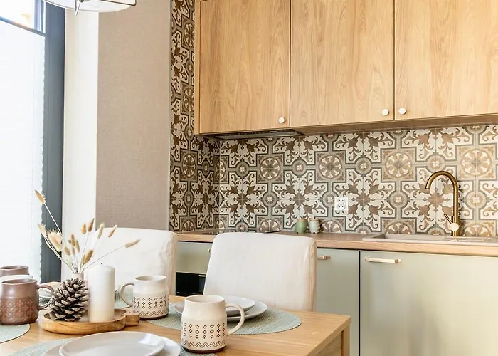 Cyrhla - Sauna, Playroom, Free Parking & Wifi Aparthotel 4*