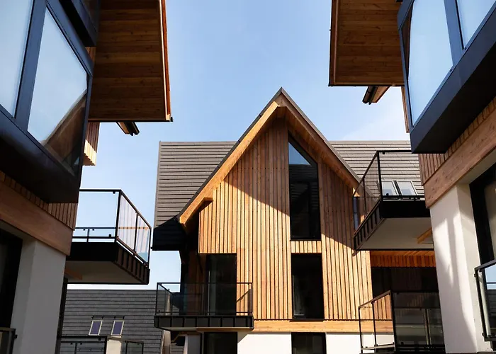 Aparthotel Cyrhla - Sauna, Playroom, Free Parking & Wifi Zakopane