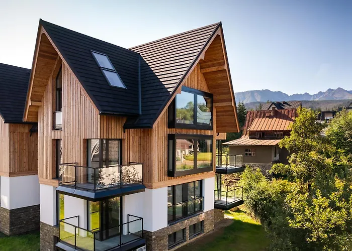 Aparthotel Cyrhla - Sauna, Playroom, Free Parking & Wifi 4*