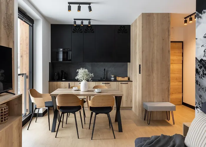 Cyrhla - Sauna, Playroom, Free Parking & Wifi Aparthotel Zakopane