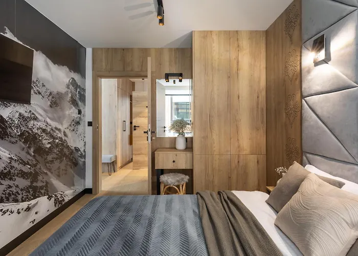 Aparthotel Cyrhla - Sauna, Playroom, Free Parking & Wifi Zakopane