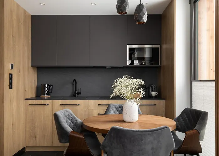 Cyrhla - Sauna, Playroom, Free Parking & Wifi Aparthotel Zakopane