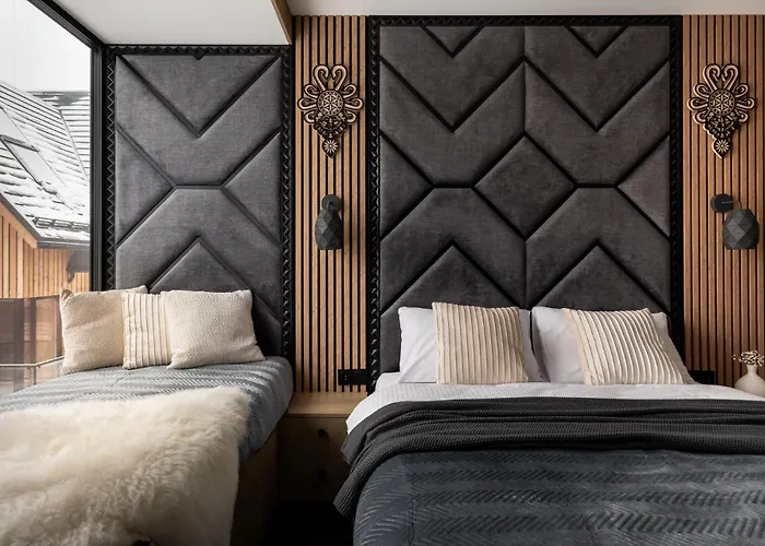 Aparthotel Cyrhla - Sauna, Playroom, Free Parking & Wifi