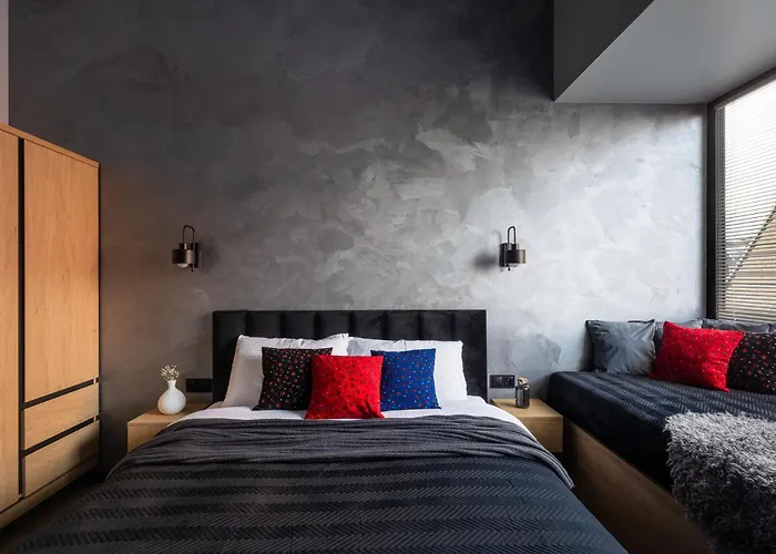 Cyrhla - Sauna, Playroom, Free Parking & Wifi Aparthotel 4*