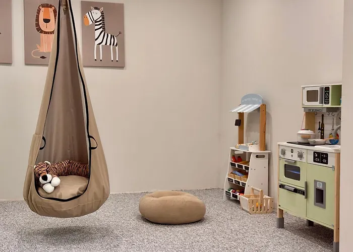 Cyrhla - Sauna, Playroom, Free Parking & Wifi Aparthotel Zakopane