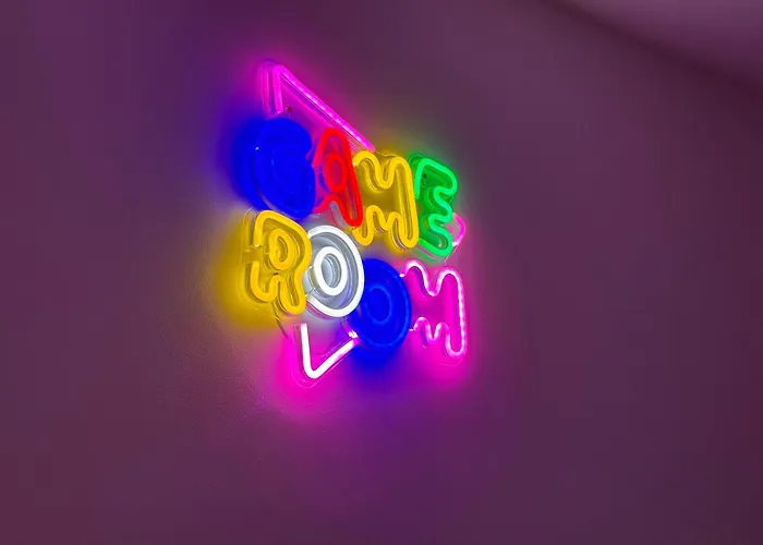 Cyrhla - Sauna, Playroom, Free Parking & Wifi Aparthotel