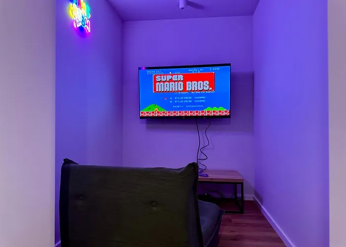 Aparthotel Cyrhla - Sauna, Playroom, Free Parking & Wifi 4*